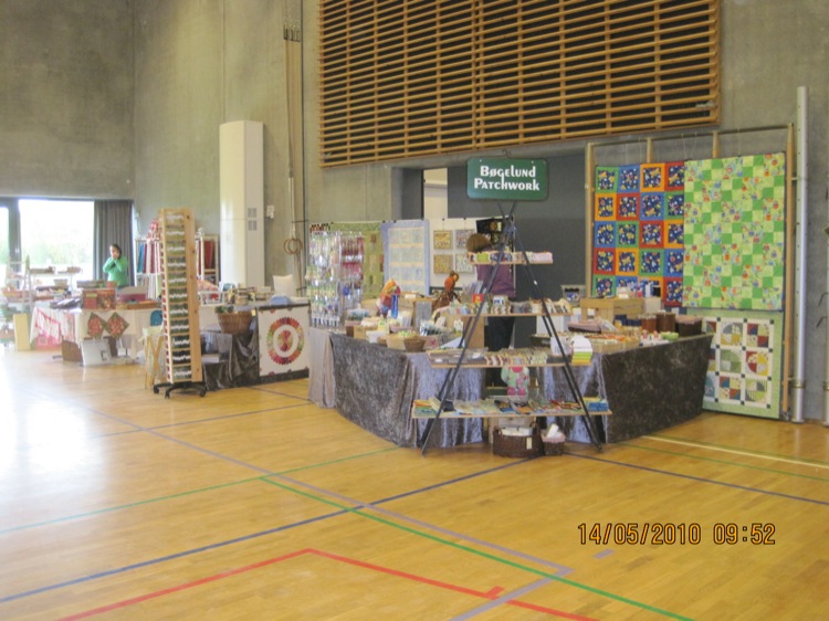 gal/Quiltefestival i Middelfart 2010/Butikker/QF 10 - Lis 044.JPG